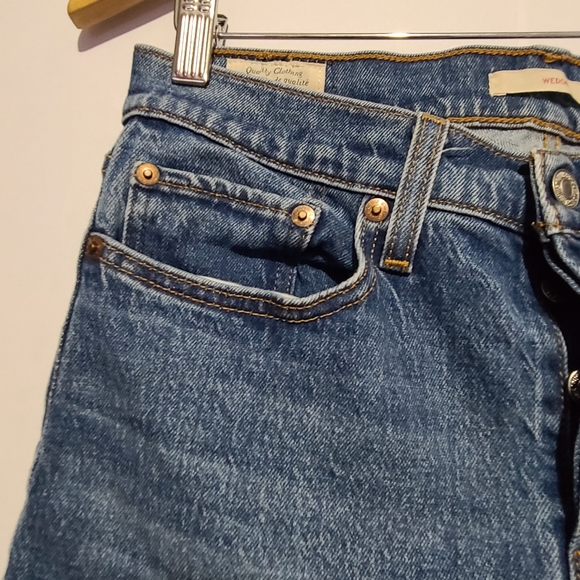 R. Levi's women's blue, wedgie, icon jeans, size 28 - Picture 7 of 13